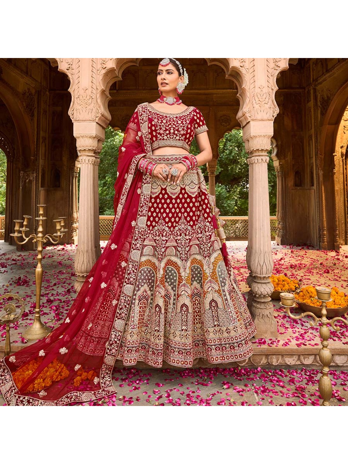 50+ Of The Most Beautiful Bridal Lehengas We Spotted On Real Brides! |  WedMeGood